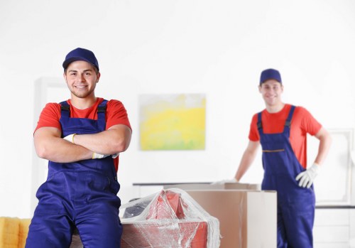Moving boxes and packing materials suited to homes in Richmond Upon Thames