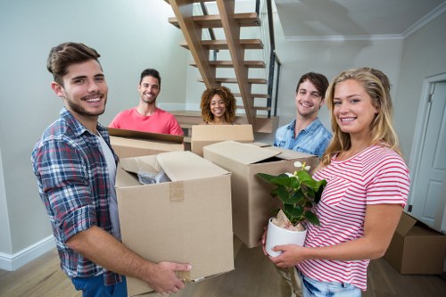 Local removal van support for domestic and business moves in Richmond Upon Thames