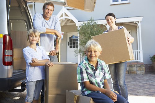 Removal service for flats and homes with parking and stair access considerations