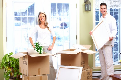Organised removal service managing a move in Richmond Upon Thames